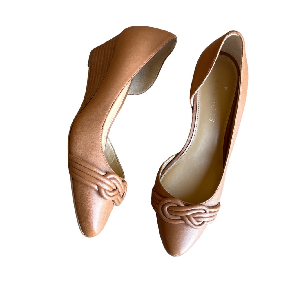 TALBOTS pointed toe wedge